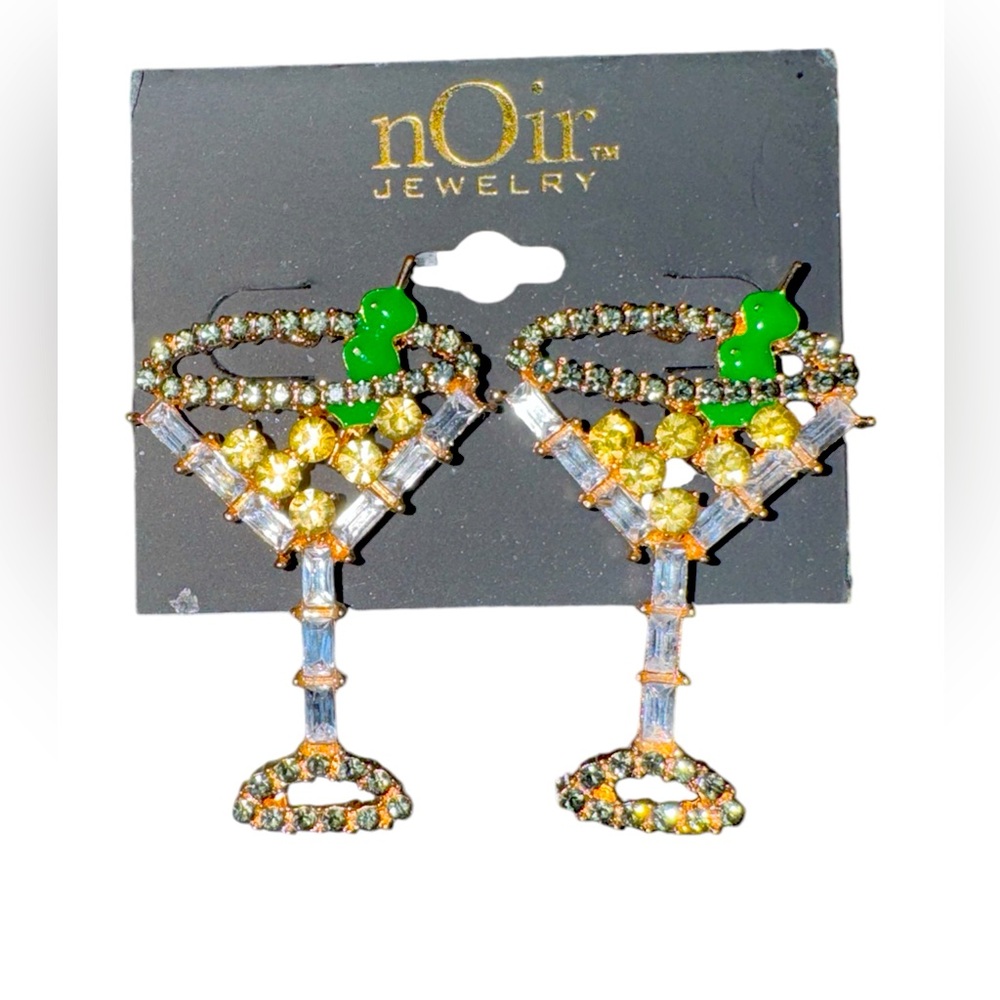 🍸NWT! Noir Crystal Martini Glass Earrings